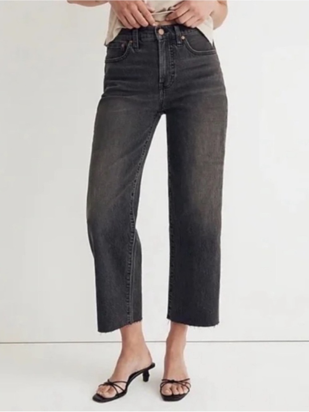 MADEWELL The Perfect Vintage Wide-Leg Crop Jean in Black
Benley Wash - Size 26